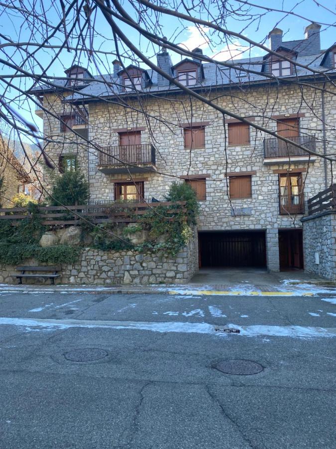 Check-In Casas Cumbre De Benasque Lägenhet Eriste Exteriör bild